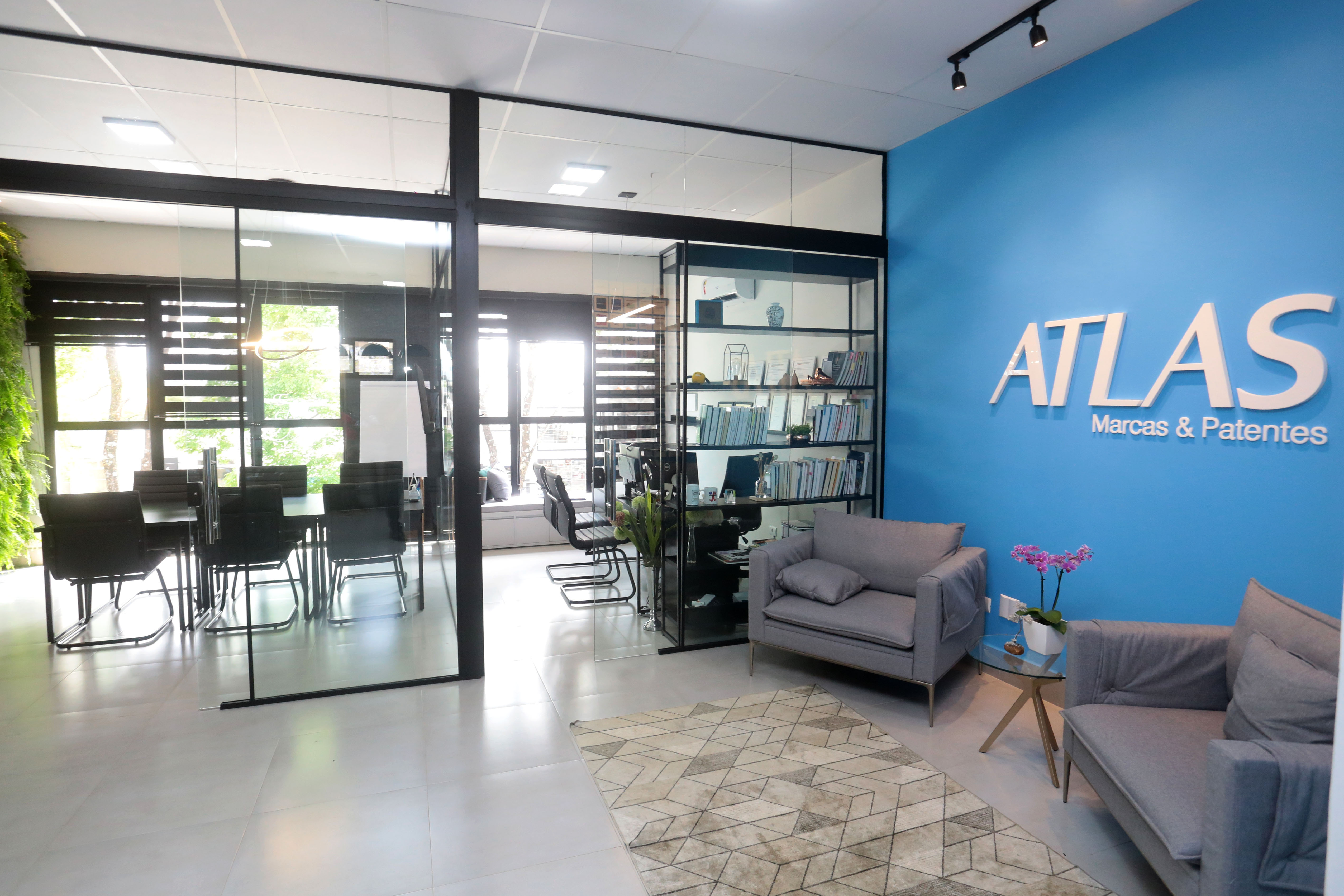 07b848a95e639602bfc6f46330123ec1