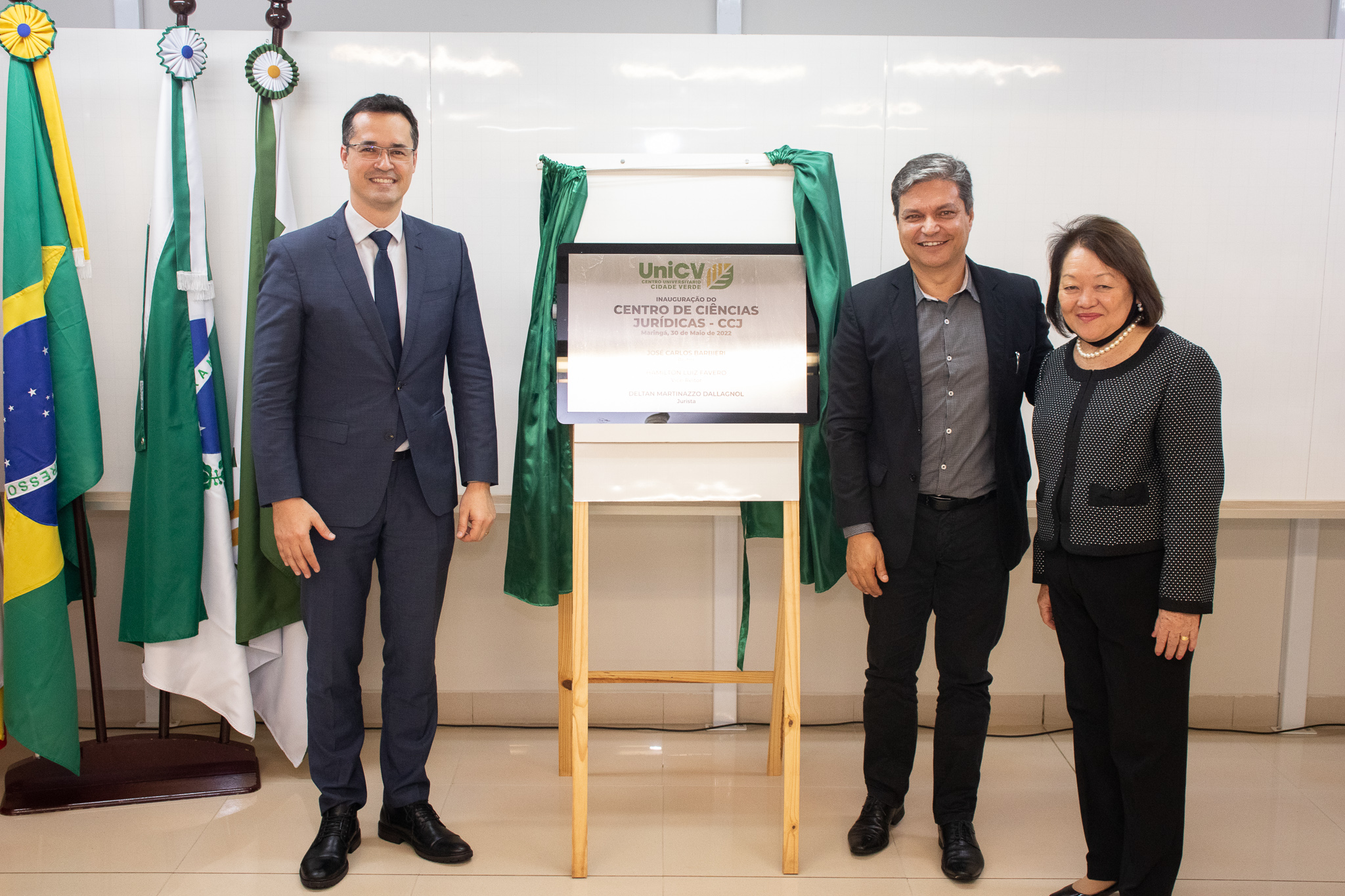 35d8ecb5221e84c7f1653e584f45d122