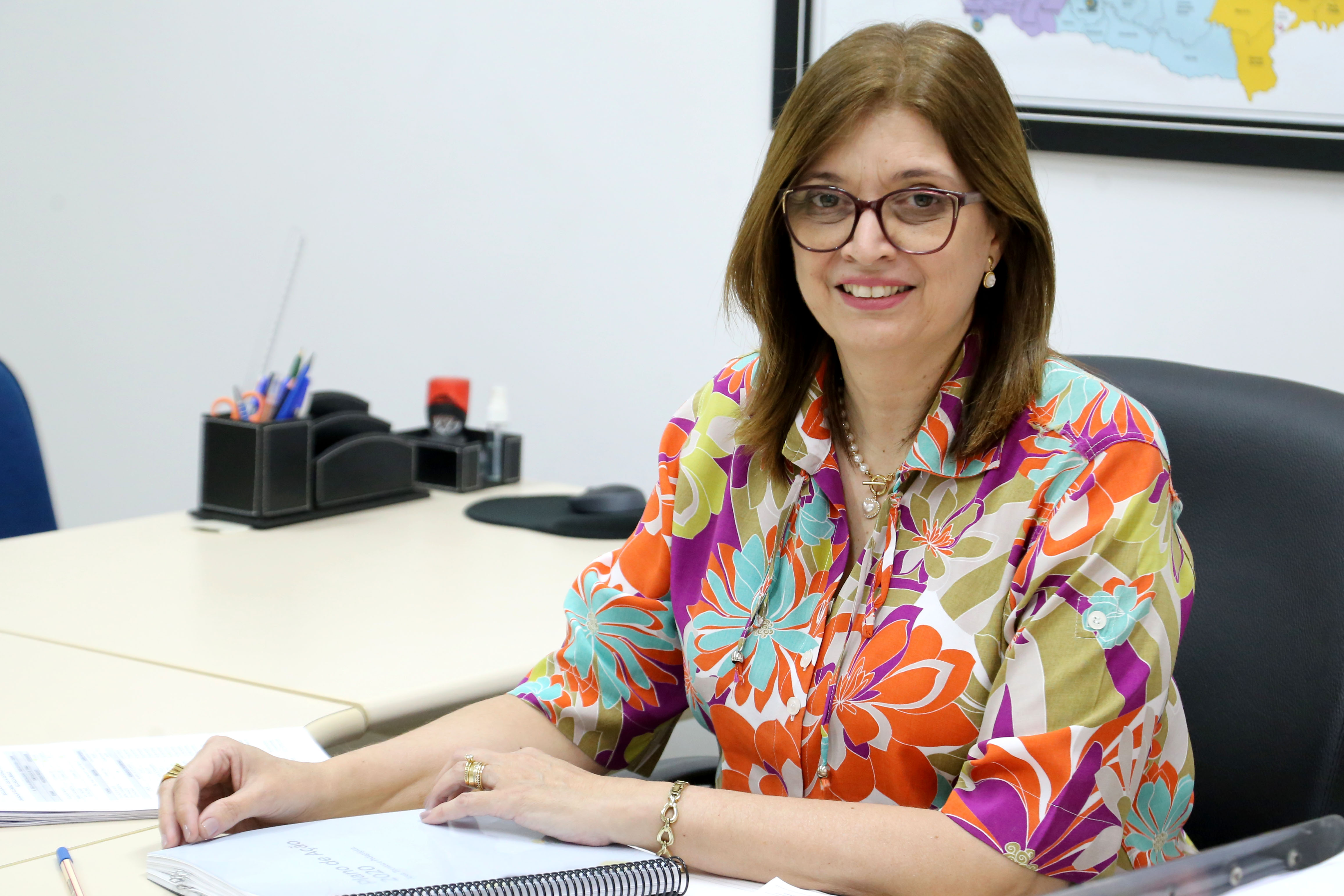 4ab985c8b352cefbdd52a16f2b8ec4b0