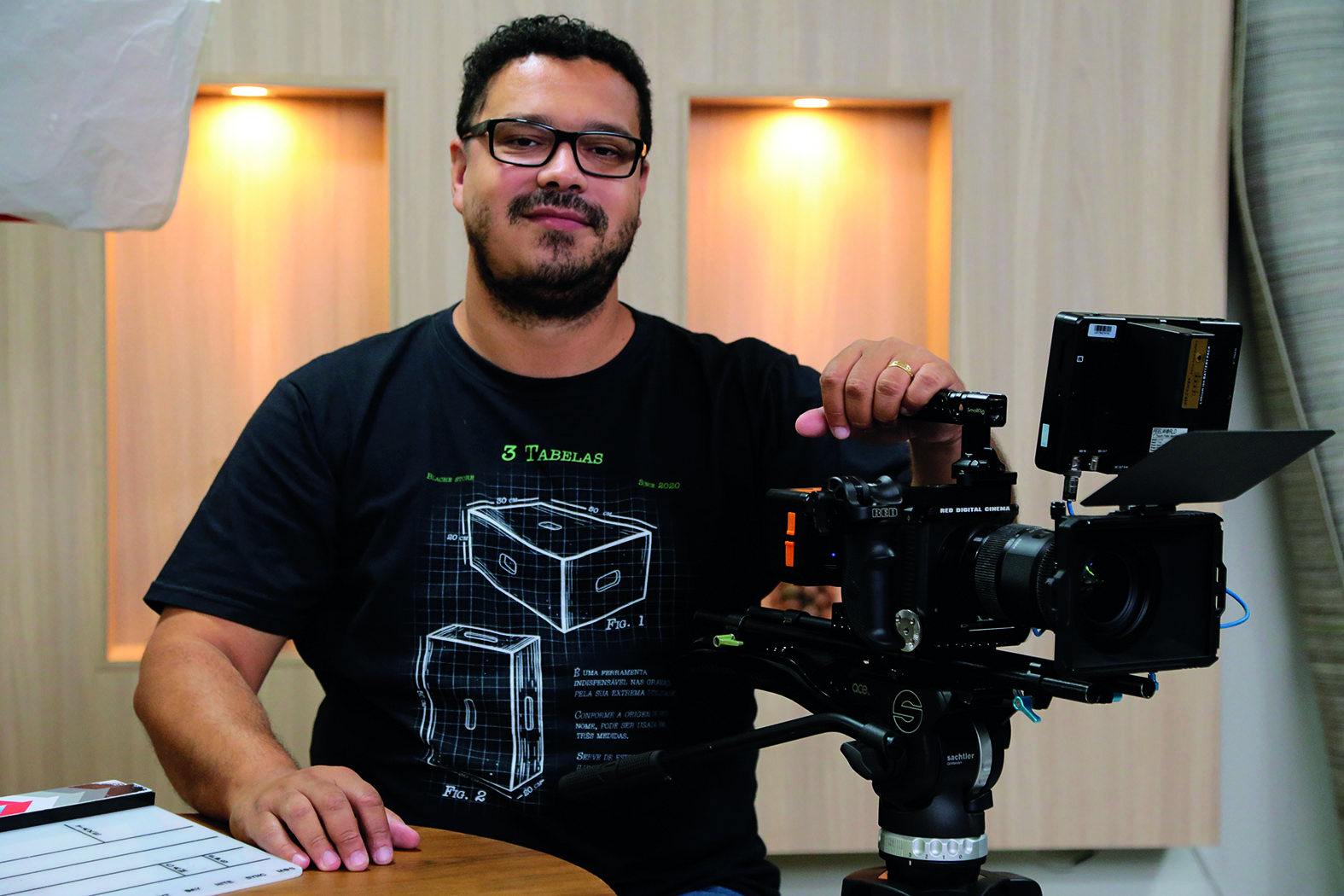 7de70dfbee8fdb6c7a2a1dcdbe4a6105