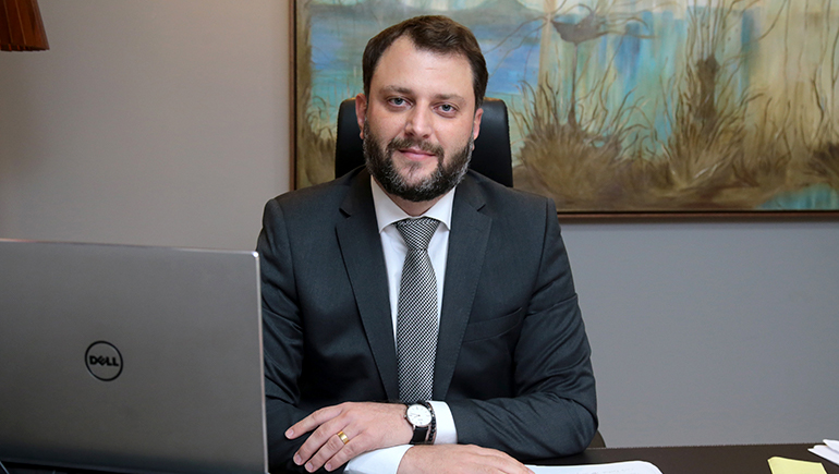 827ce1e050d692740bb50bd12158f88e