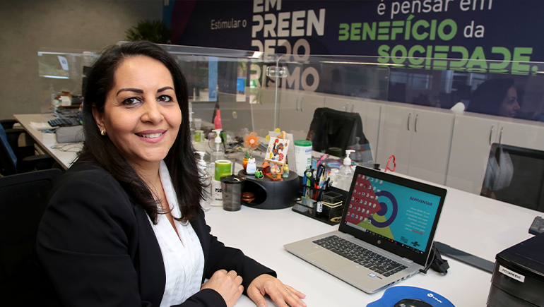 878fe3187701fd9747aab1d5ec8d408e