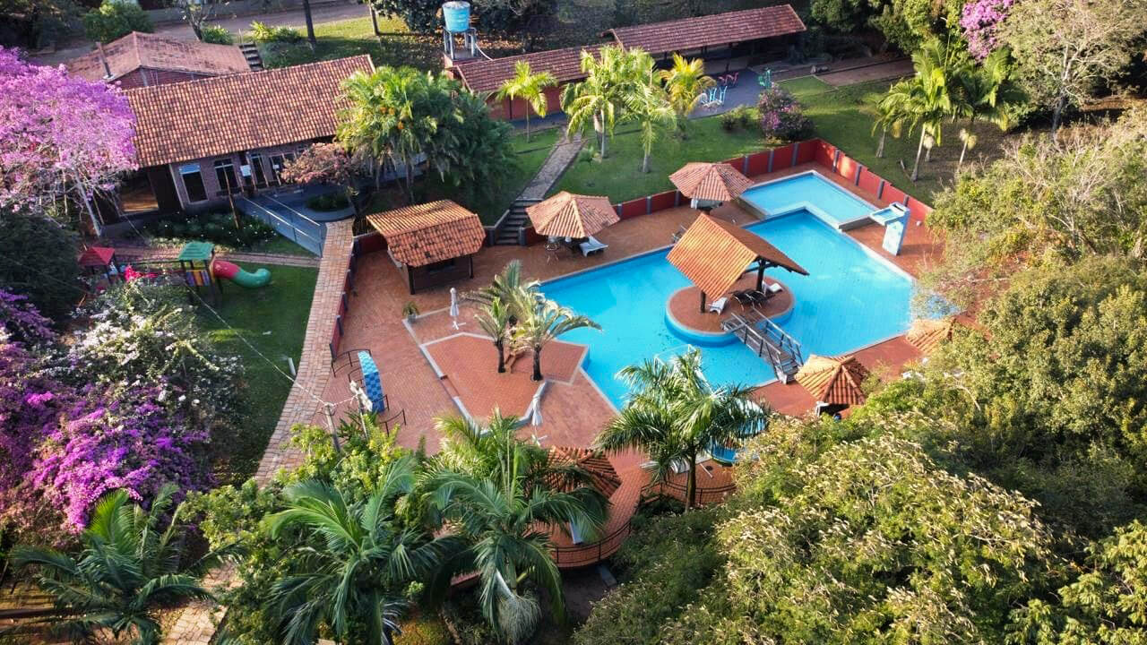 b056843ee9758788121a7adc117d6ef9