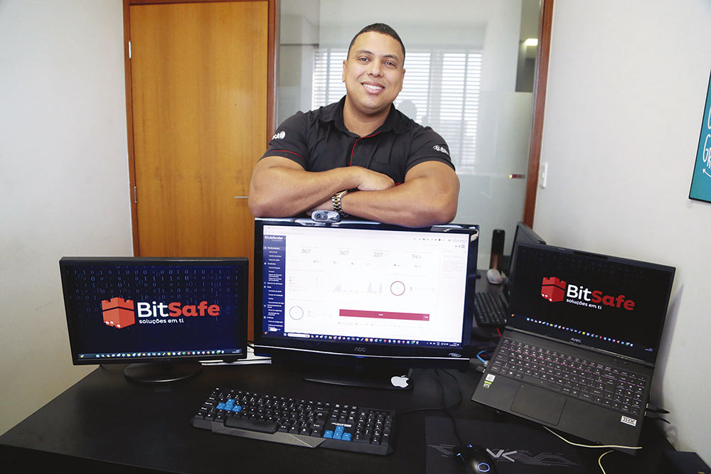 b373bc436d33cb5f2b02128cdaa48320