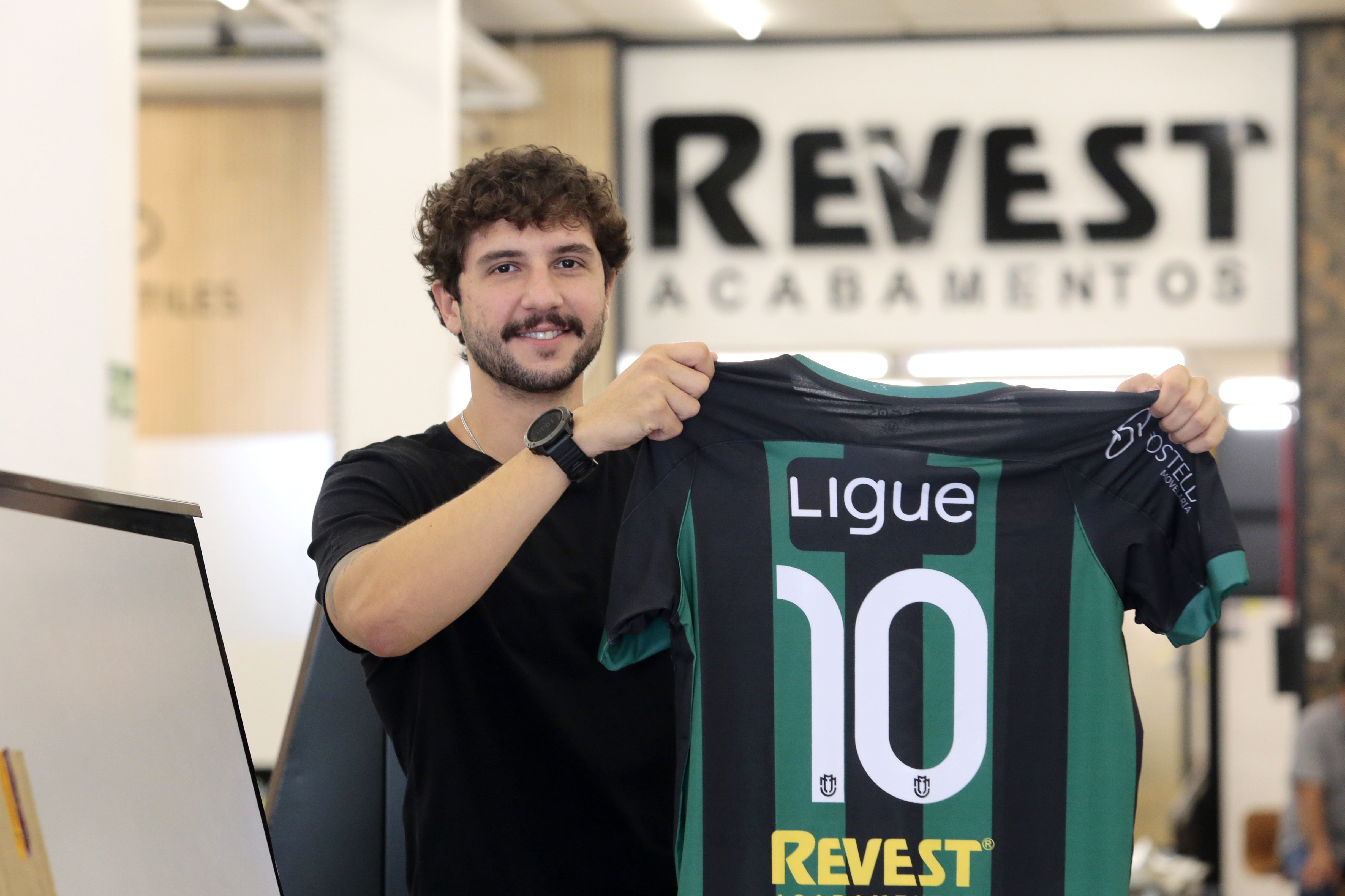 e56261767edbe465f4e8e7c9b49d1724