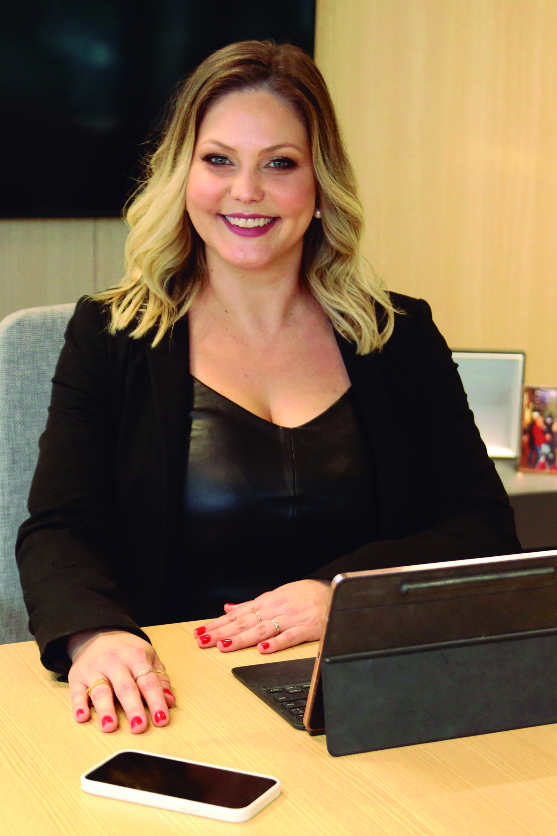 fe8d24edae7b70a5dc8f6661fb7804f3